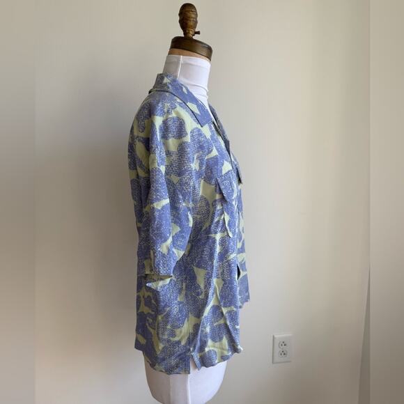 URBAN OUTFITTERS UO JAMIE RAYON SHORT SLEEVE CROPPED BUTTON DOWN SMALL - Picture 5 of 9